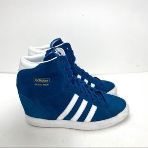 pitch perfect wedge sneakers